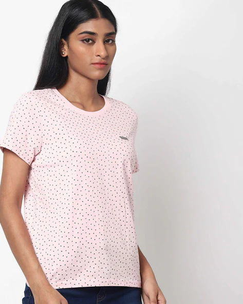 -473Wx593H-460898938-pink-MODEL3